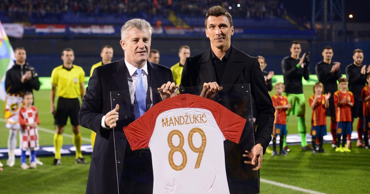 Mandžukićeva emotivna poruka navijačima nakon oproštaja na Maksimiru